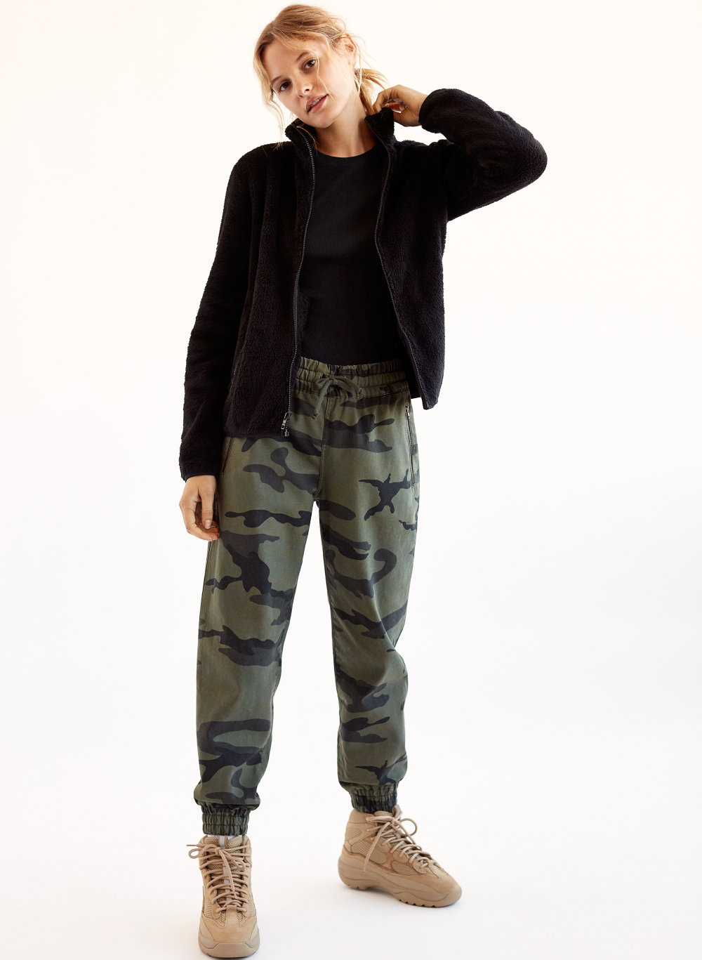 aritzia teddy zip up