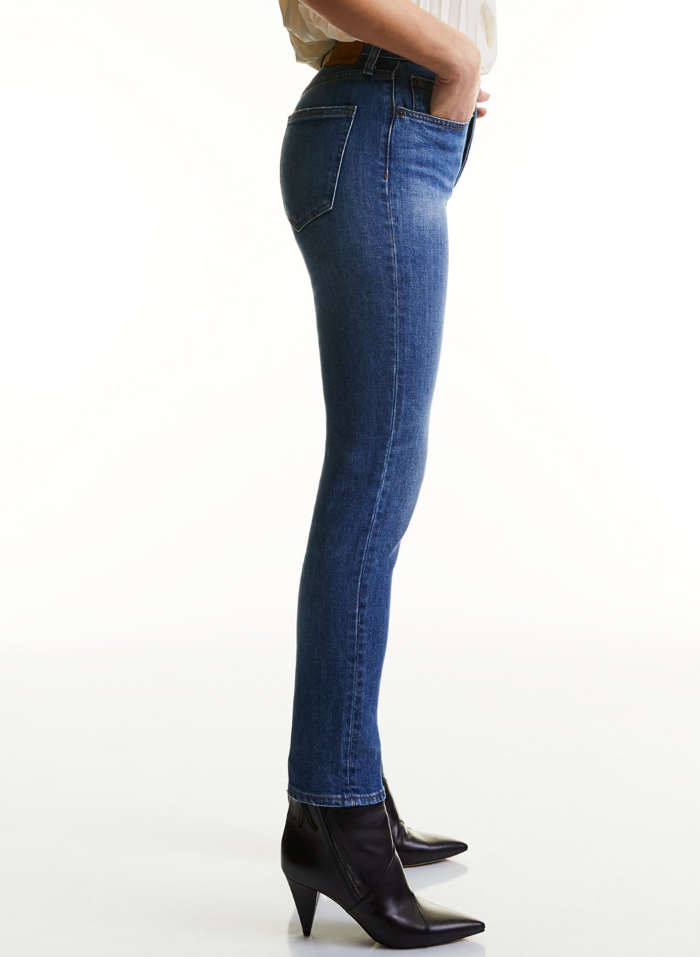 yoko dark blue jeans