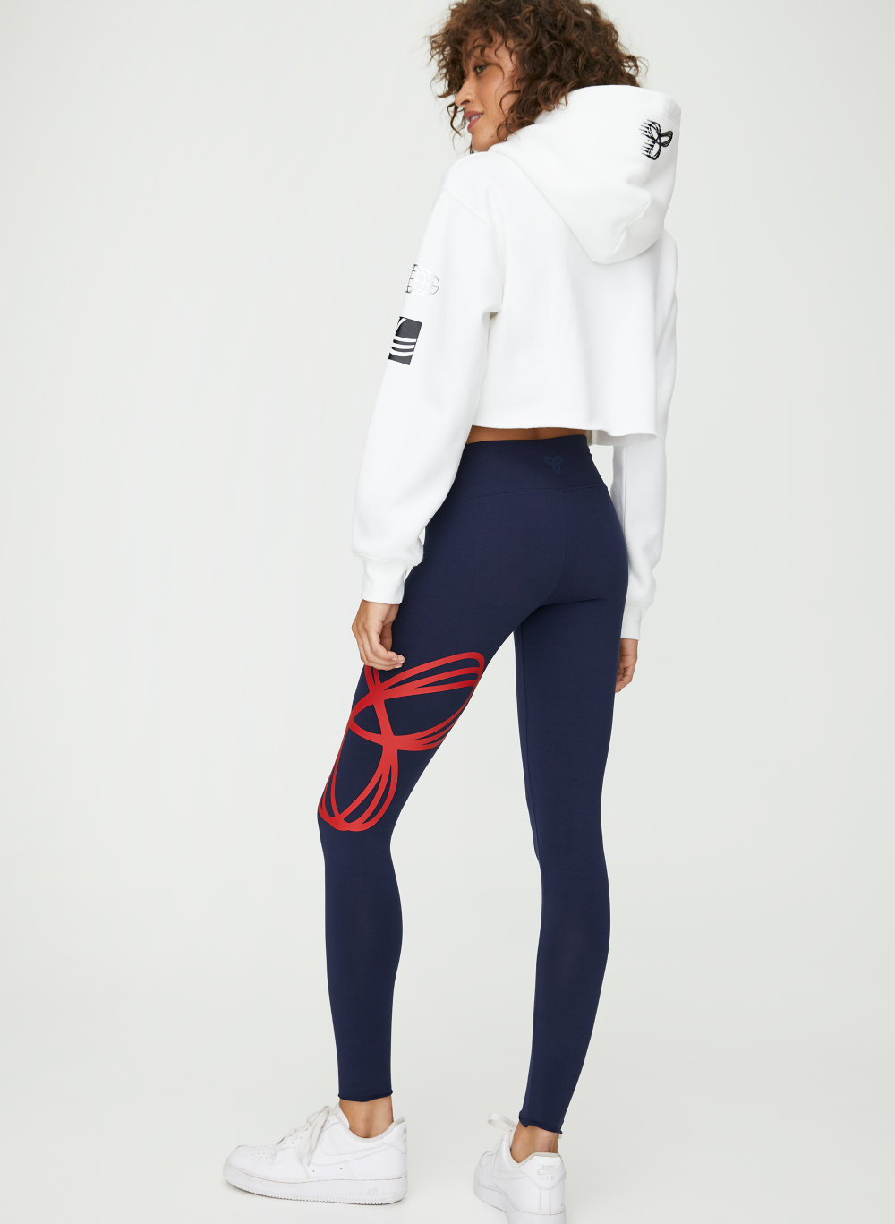 aritzia equator legging