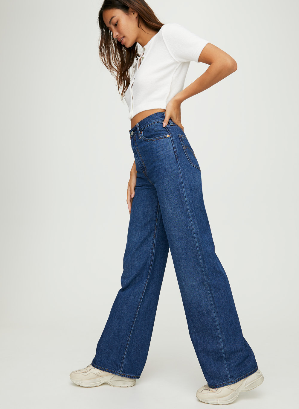 levi's super wide leg jeans