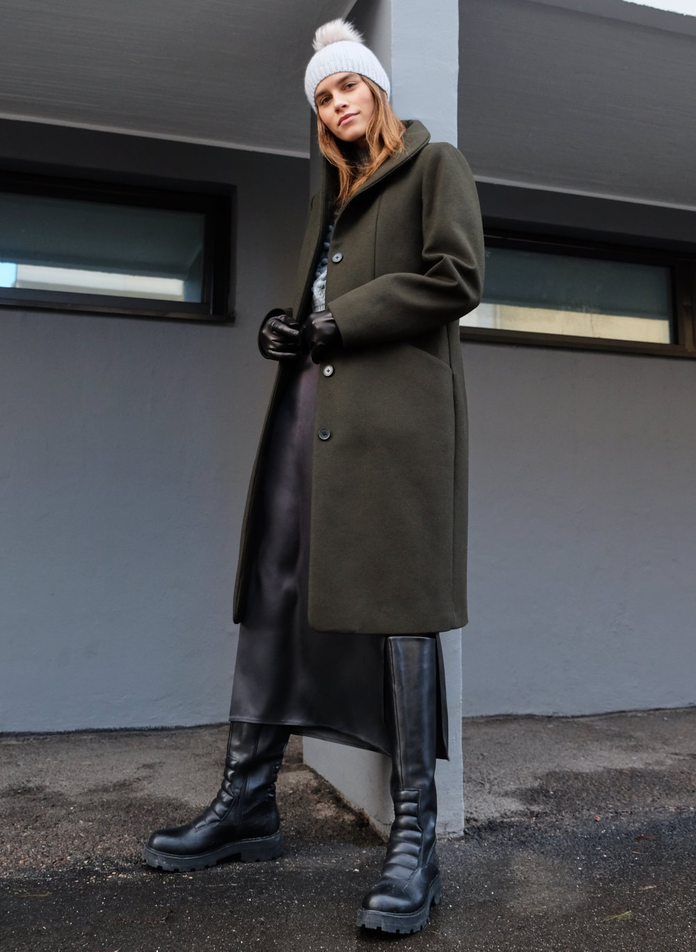 aritzia cocoon wool coat