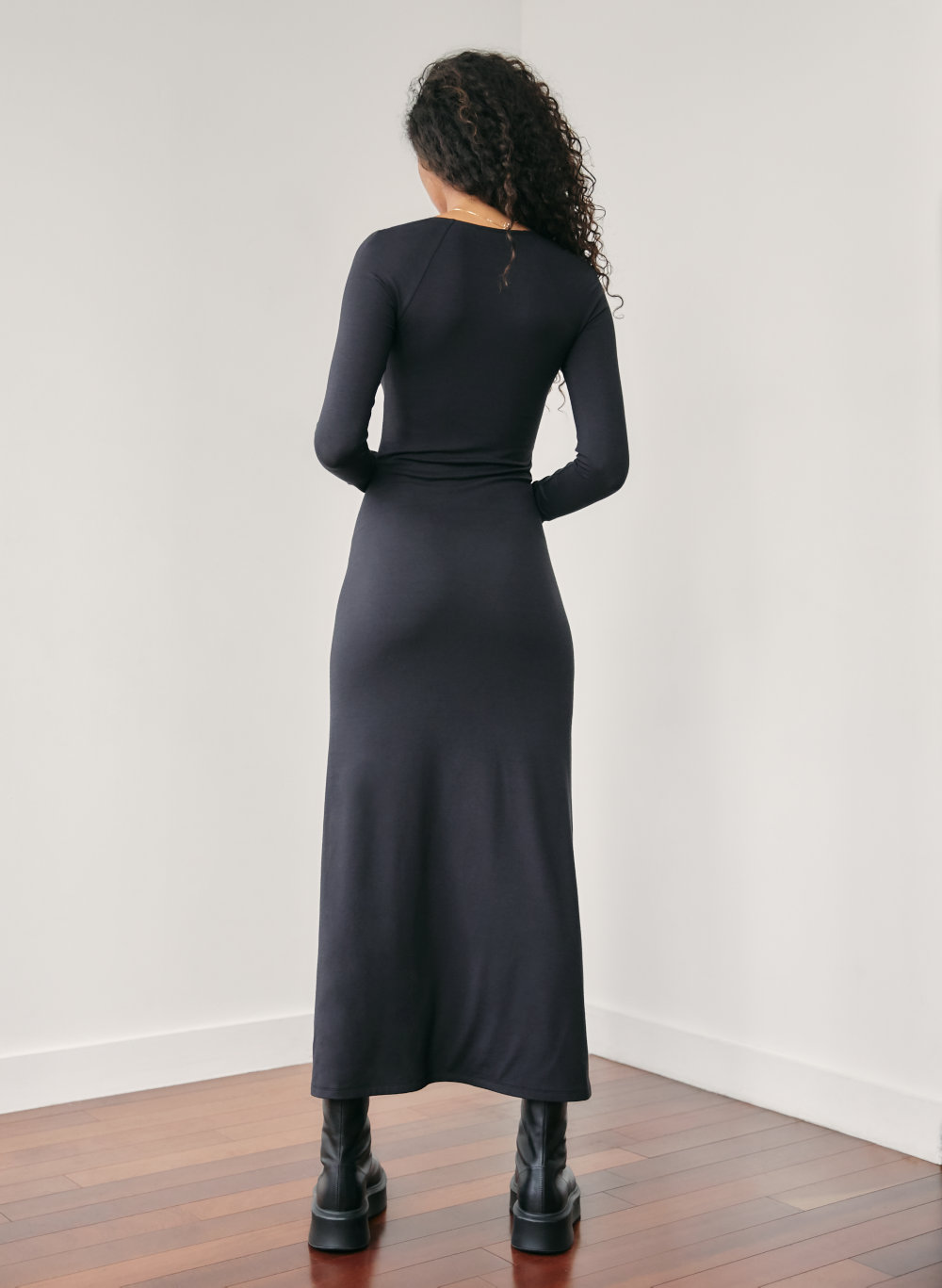 aritzia long sleeve dress