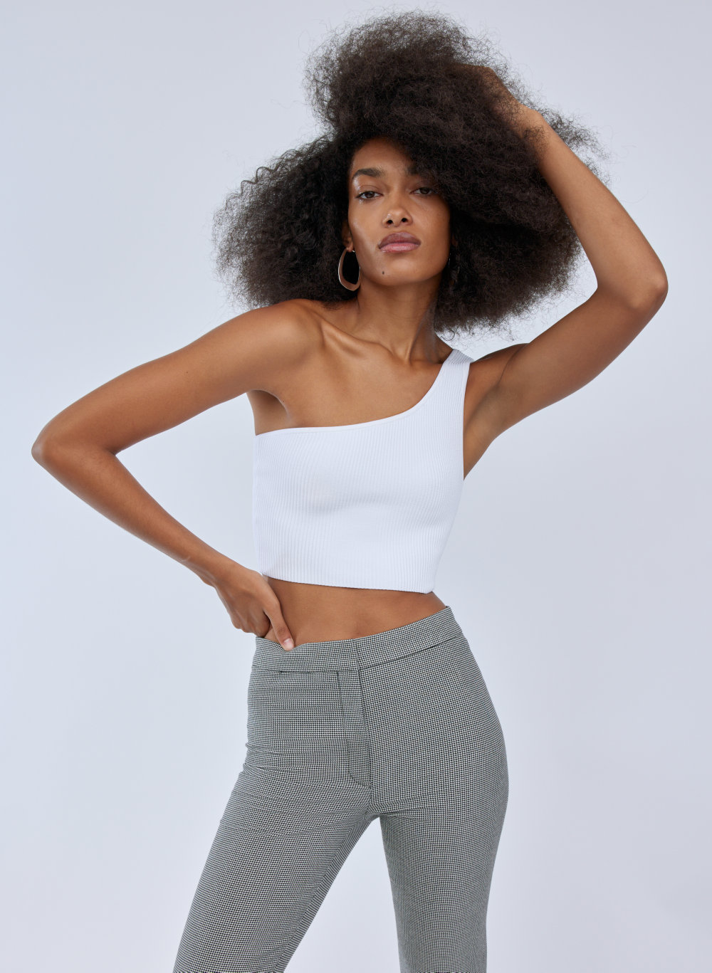 one shoulder shirt