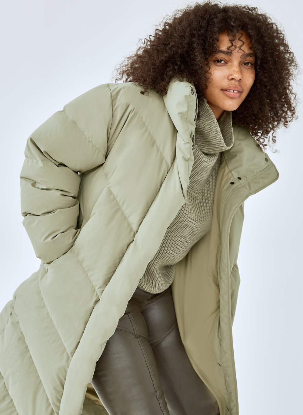 wilfred puffer jacket