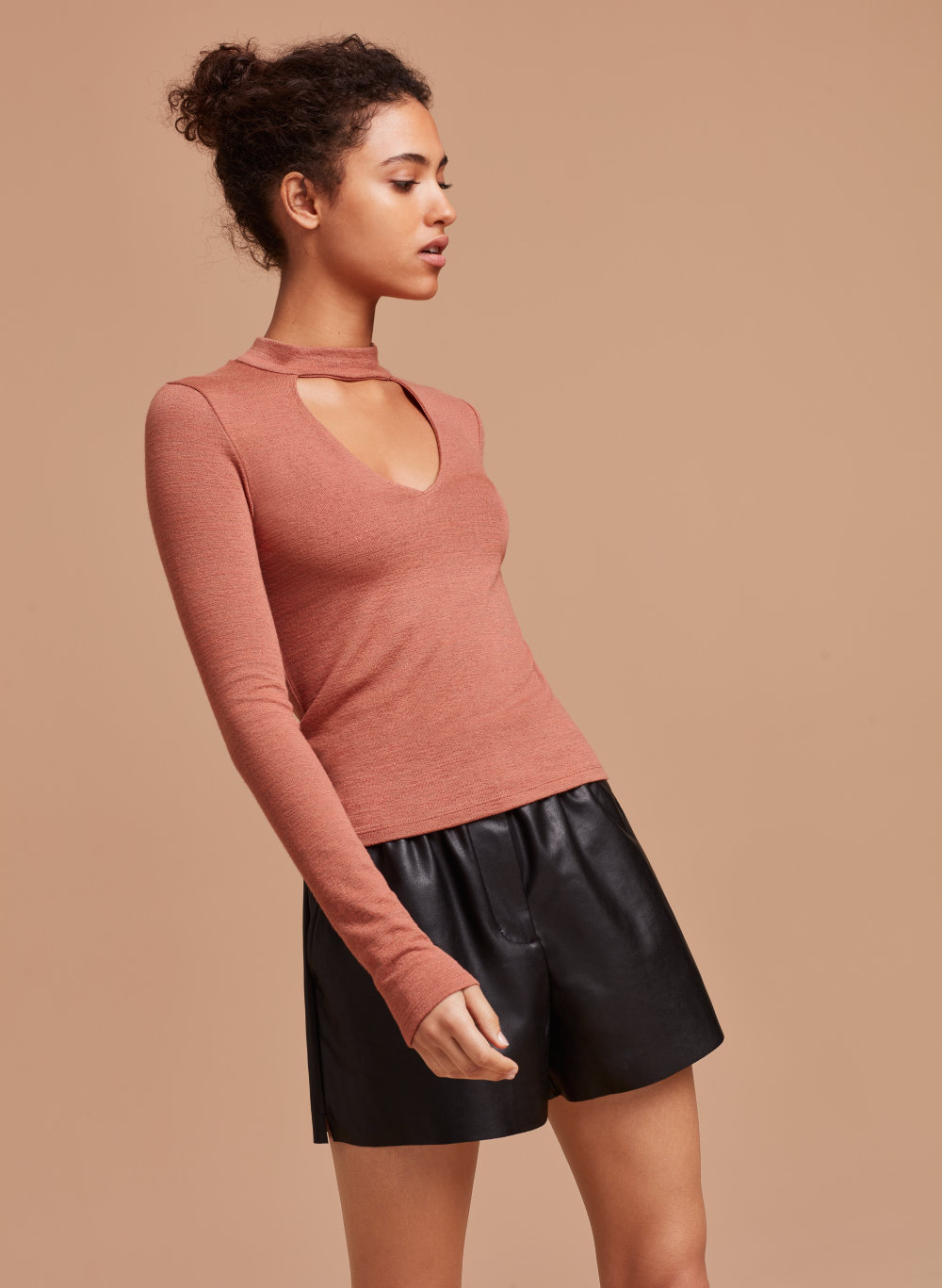 t shirt sara