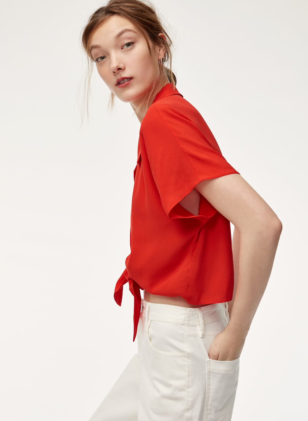 Wilfred Free THE TIE-FRONT BLOUSE | Aritzia INTL