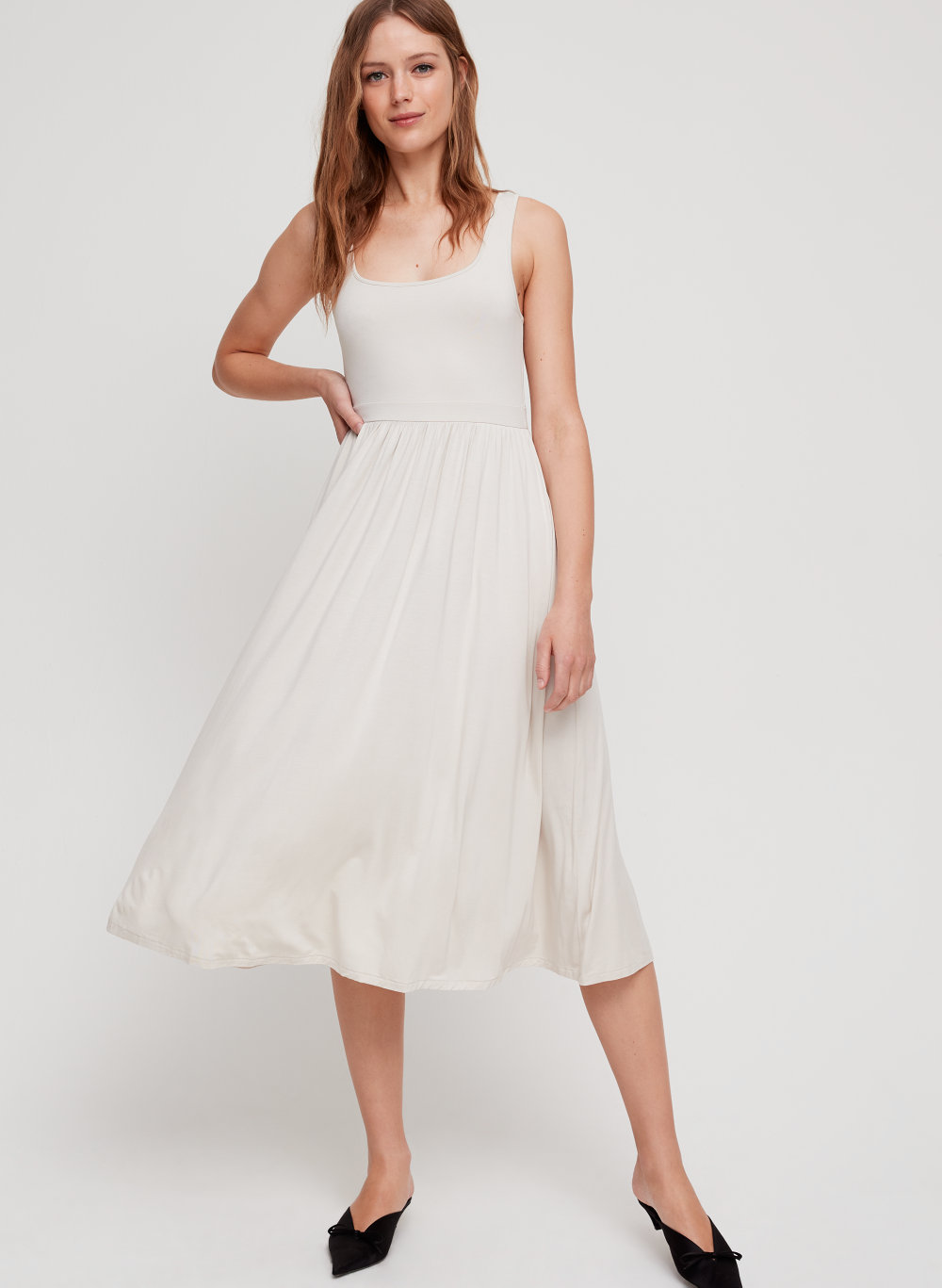 assonance dress aritzia