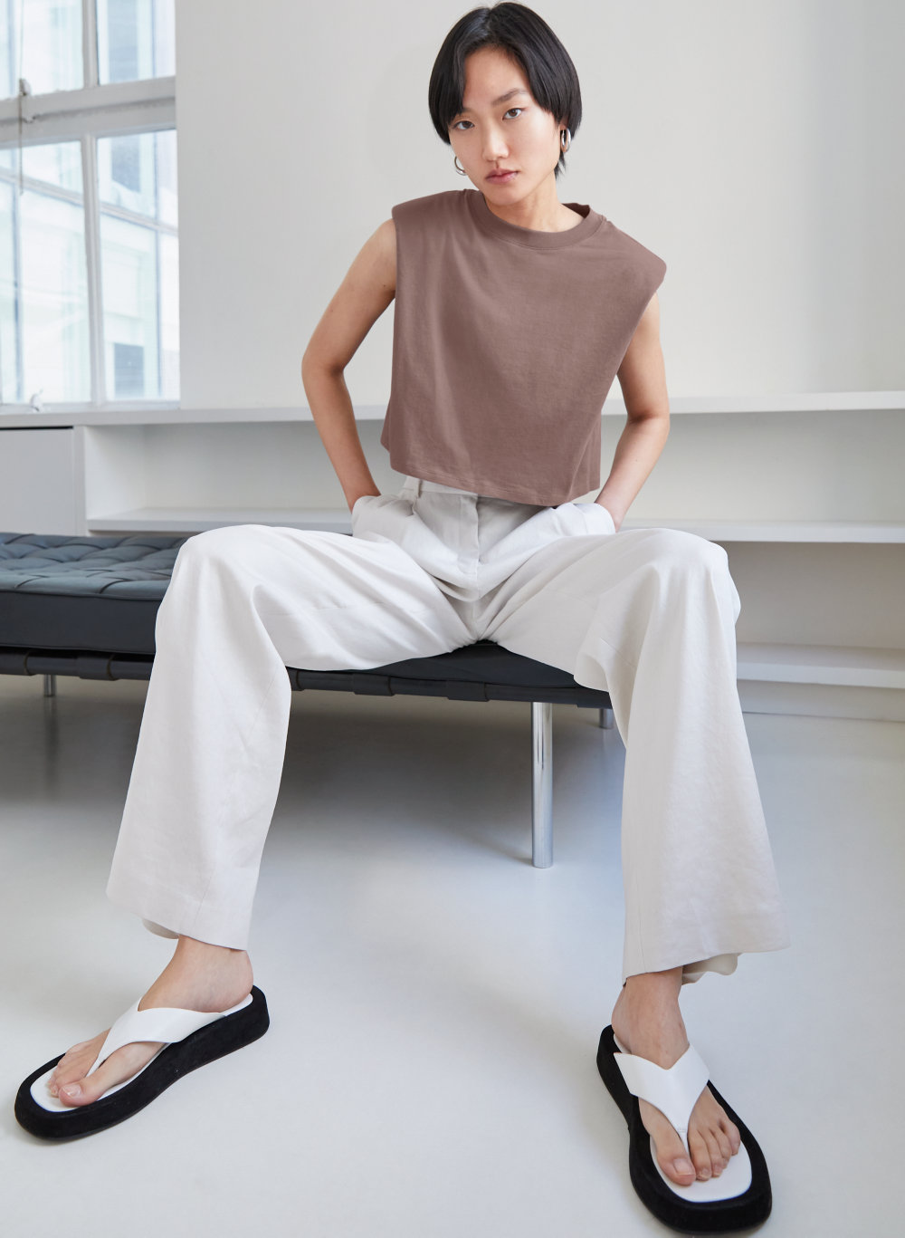 aritzia shoulder pad t shirt