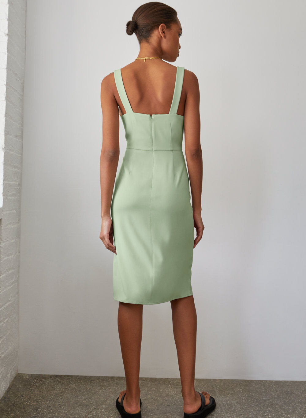 aritzia 90s dress