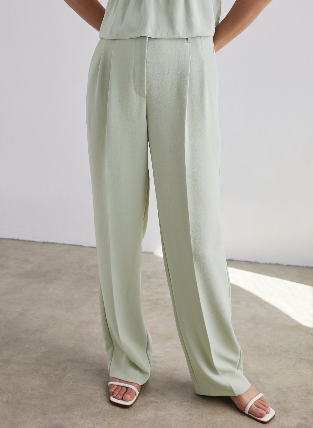 aritzia effortless pant dupe