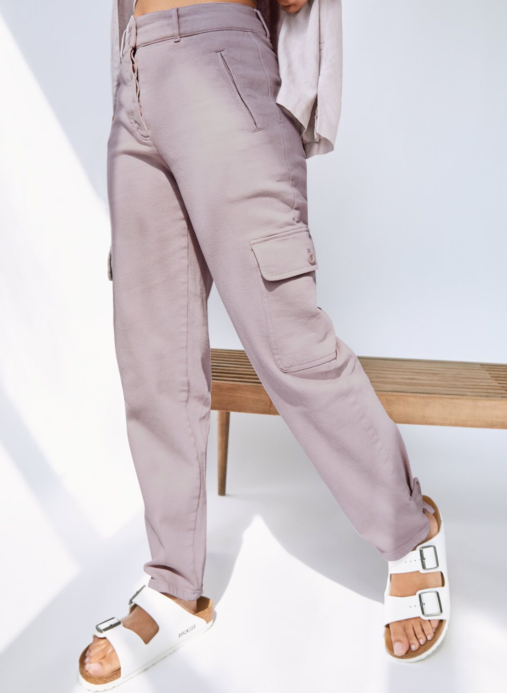 modern cargo pant aritzia