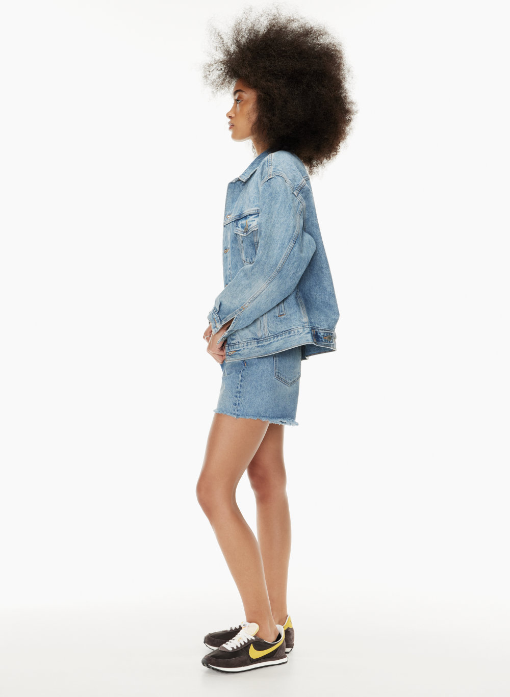 aritzia jean jacket