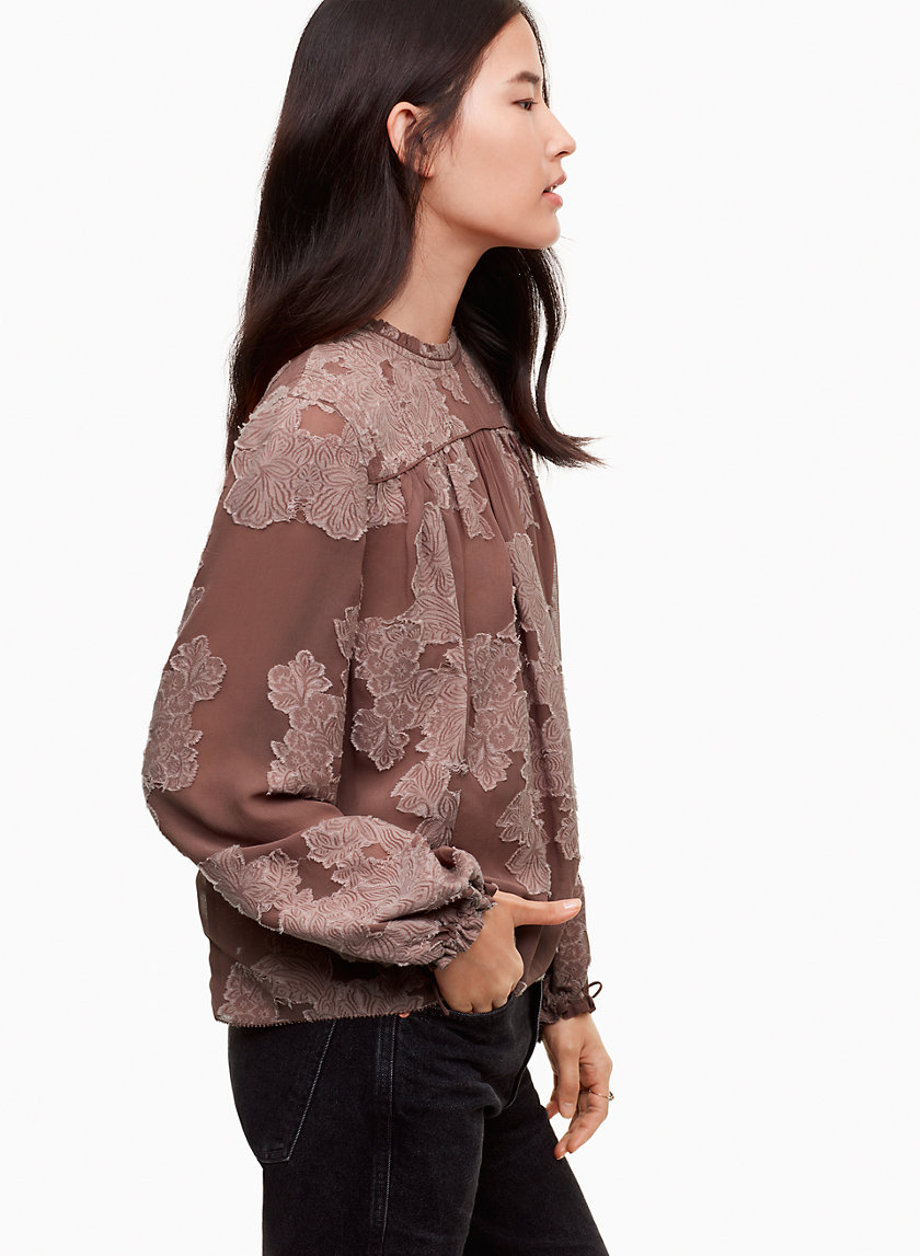 Wilfred LOURDES BLOUSE | Aritzia Wilfred LOURDES BLOUSE | Aritzia
