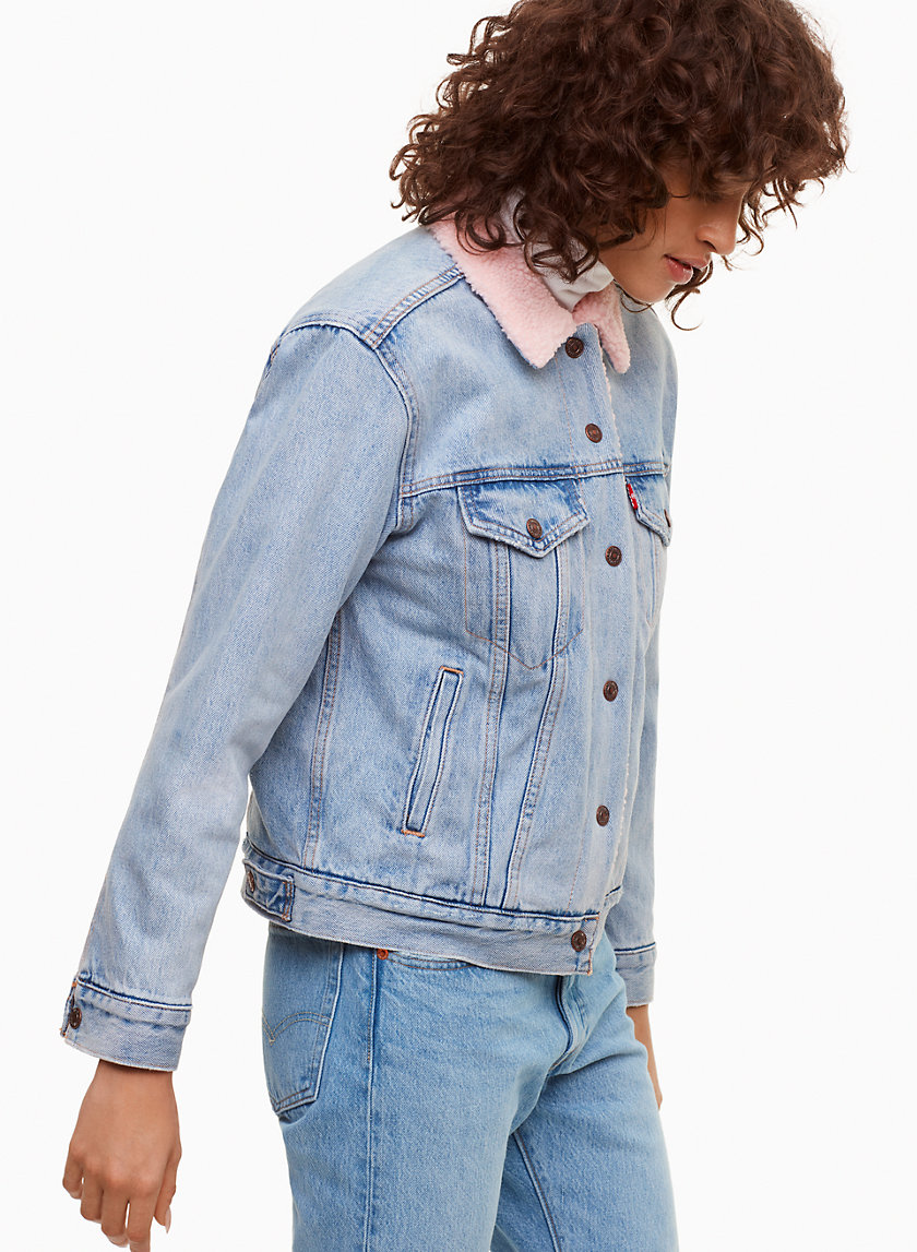 Levi's EX BF SHERPA TRUCKER | Aritzia Levi's EX BF SHERPA TRUCKER | Aritzia