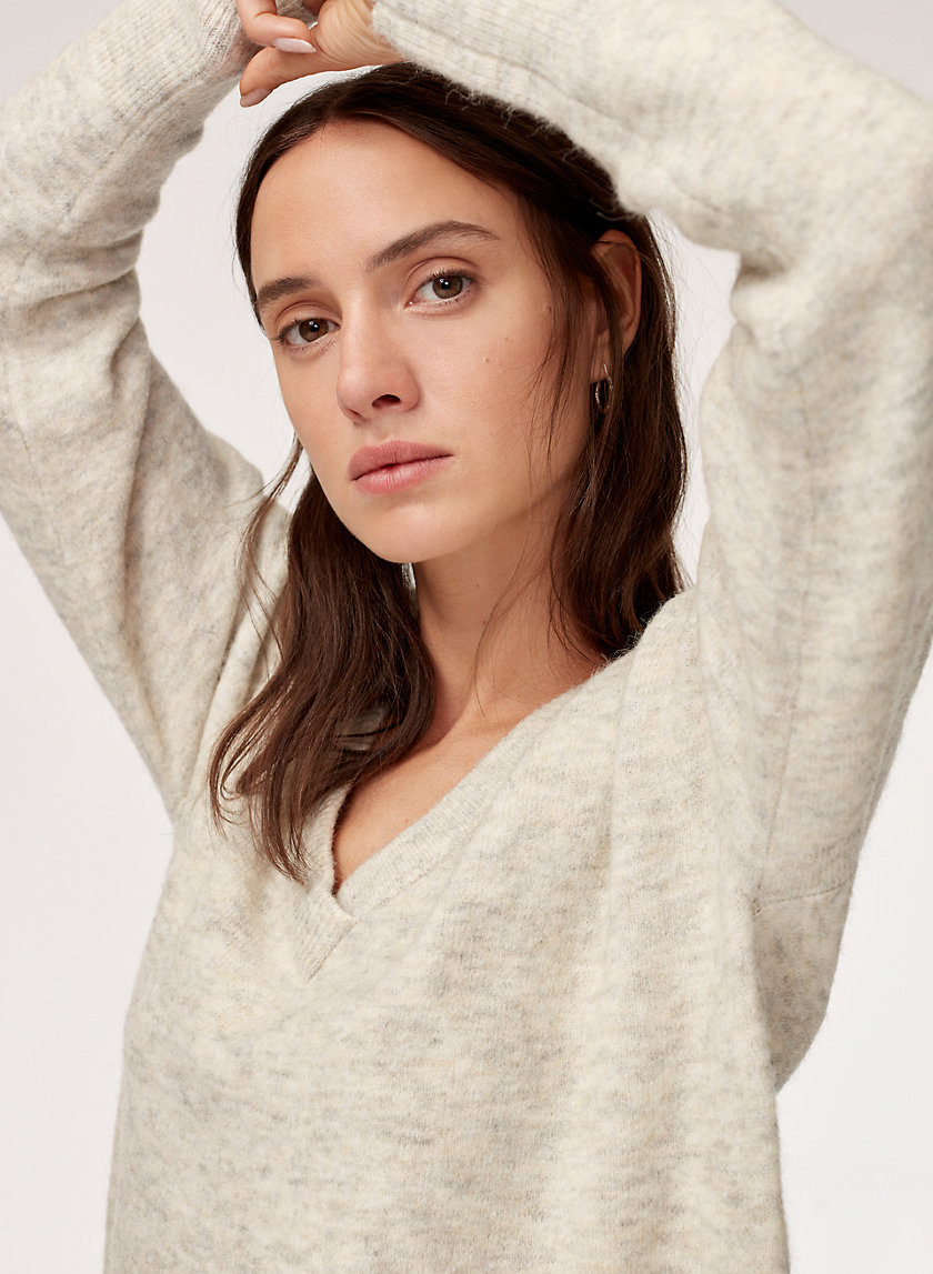 ALYSSA SWEATER - Alpaca and wool V-neck sweater ALYSSA SWEATER - Alpaca and wool V-neck sweater