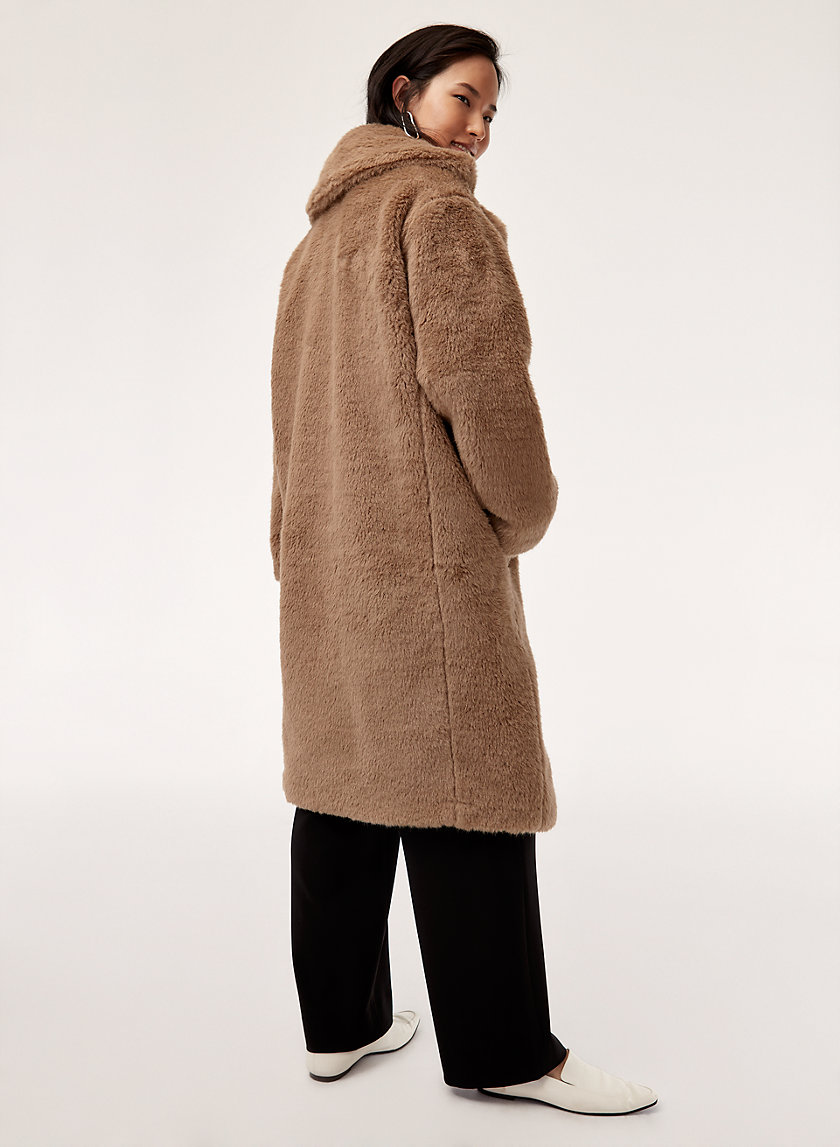 THE TEDDY COAT - Mid-Length Faux-Fur Coat THE TEDDY COAT - Mid-Length Faux-Fur Coat