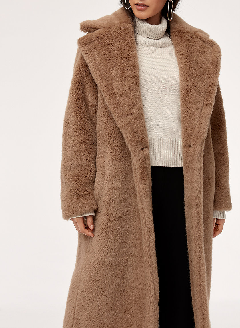 THE TEDDY COAT - Mid-Length Faux-Fur Coat THE TEDDY COAT - Mid-Length Faux-Fur Coat