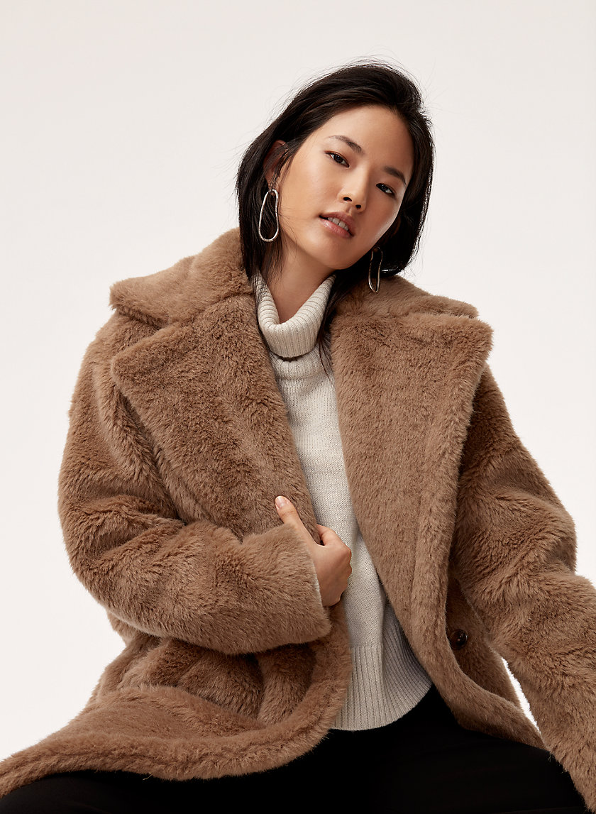THE TEDDY COAT - Mid-Length Faux-Fur Coat THE TEDDY COAT - Mid-Length Faux-Fur Coat