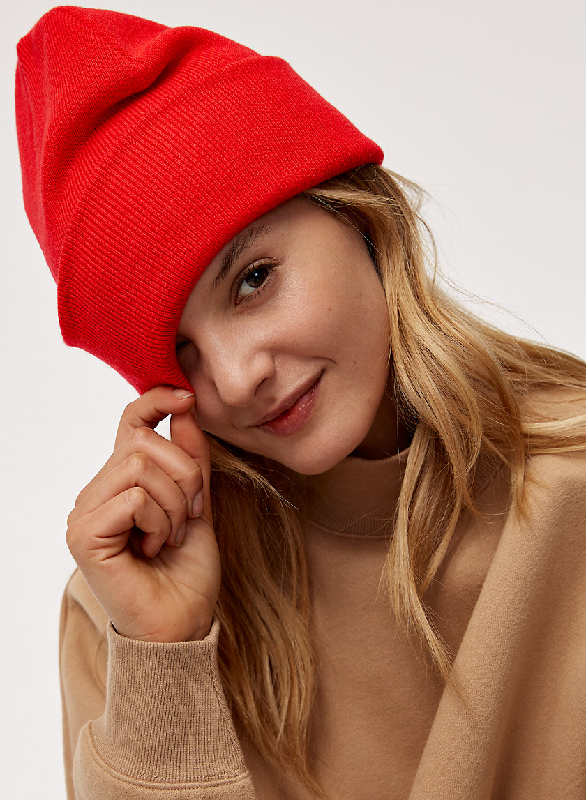 PEAK BEANIE - Knit ribbed beanie PEAK BEANIE - Knit ribbed beanie