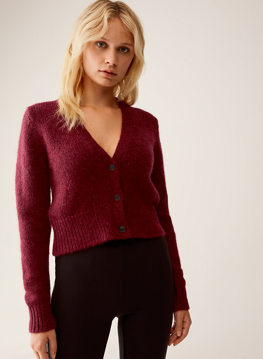 SLIM CROP CARDIGAN - Cropped, button-up, V-neck cardigan SLIM CROP CARDIGAN - Cropped, button-up, V-neck cardigan