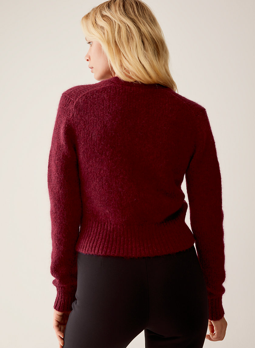 SLIM CROP CARDIGAN - Cropped, button-up, V-neck cardigan SLIM CROP CARDIGAN - Cropped, button-up, V-neck cardigan