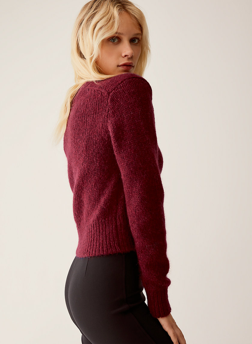 SLIM CROP CARDIGAN - Cropped, button-up, V-neck cardigan SLIM CROP CARDIGAN - Cropped, button-up, V-neck cardigan