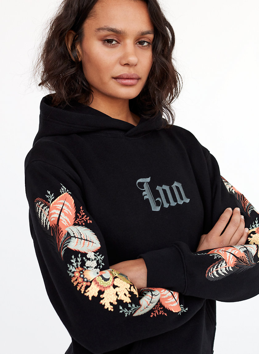 Tna THE PERFECT HOODIE | Aritzia Tna THE PERFECT HOODIE | Aritzia