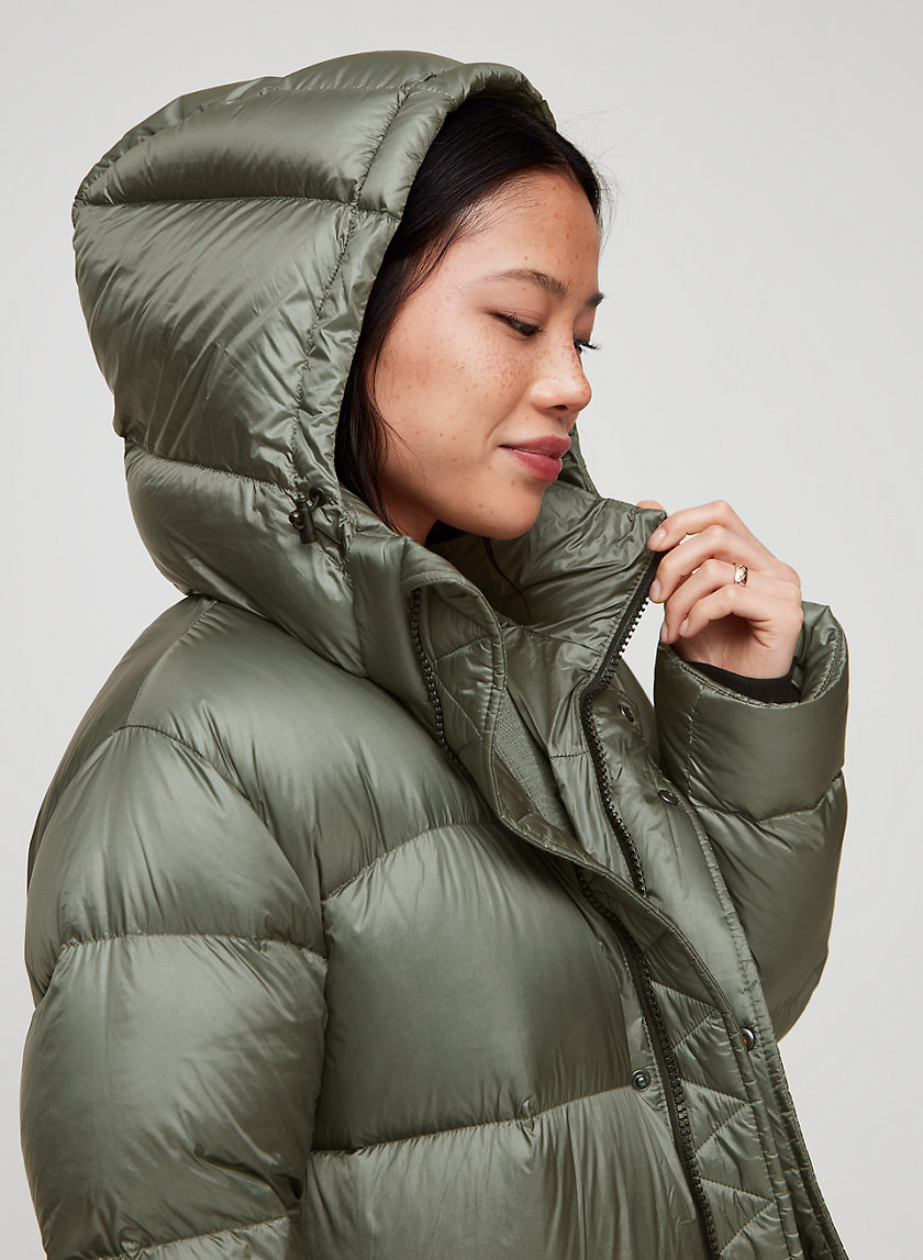 THE SUPER PUFF™ MID - Goose-down, mid-length puffer jacket THE SUPER PUFF™ MID - Goose-down, mid-length puffer jacket
