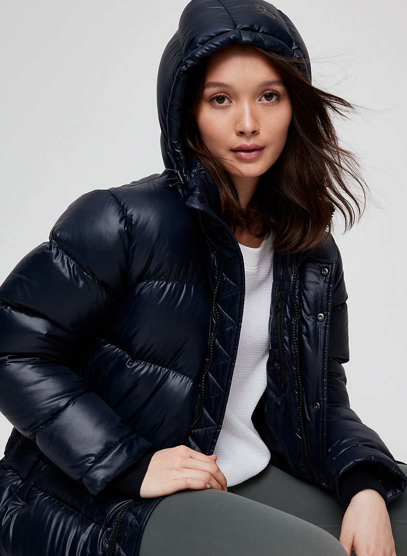 Aritzia Women's The Super Puff Jacket