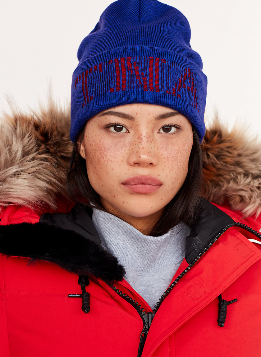 Tna CHARLEY PEAK HAT | Aritzia Tna CHARLEY PEAK HAT | Aritzia