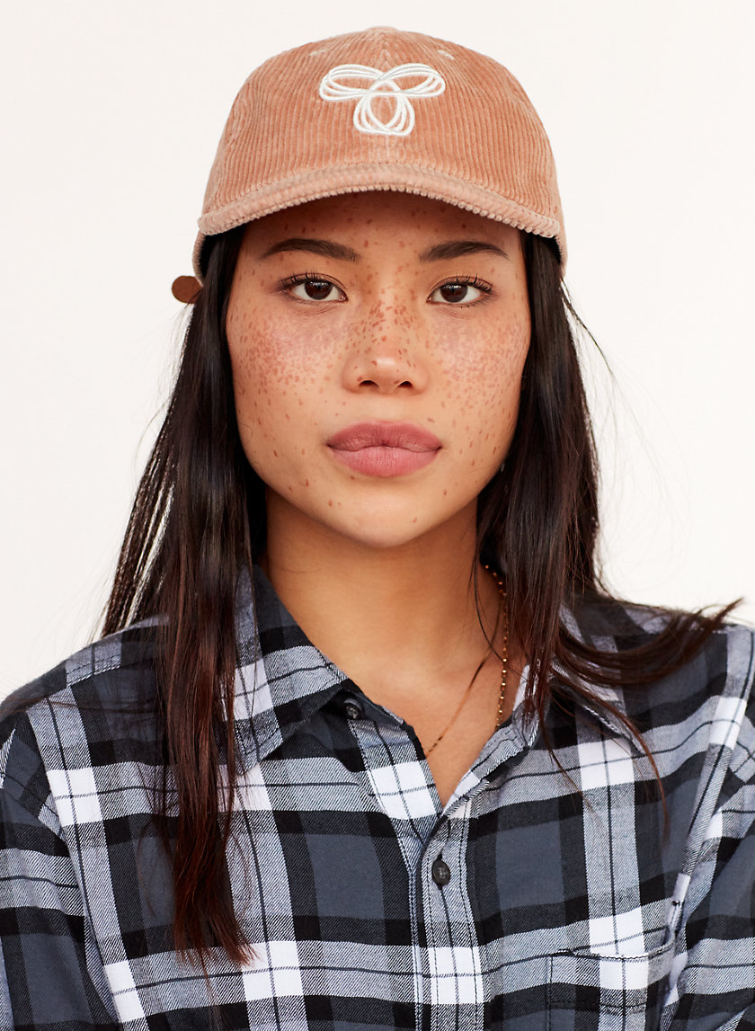 Tna FLAT BRIM — STRAPBACK | Aritzia Tna FLAT BRIM — STRAPBACK | Aritzia