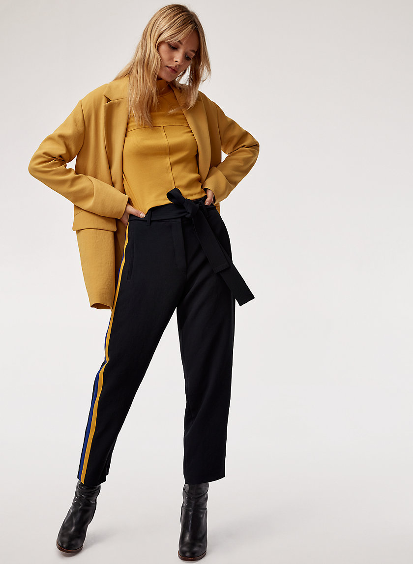 LUCIE TURTLENECK - Cropped, turtleneck t-shirt LUCIE TURTLENECK - Cropped, turtleneck t-shirt