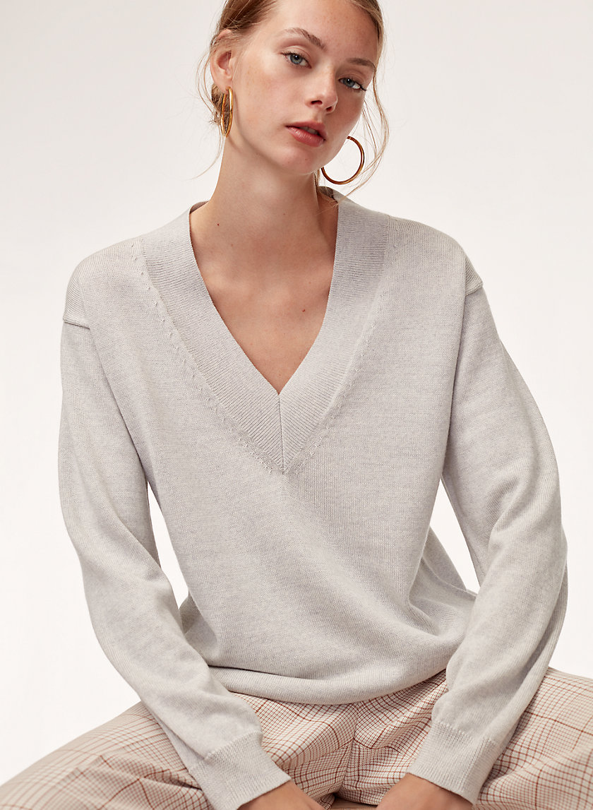 DEVRY SWEATER - Merino-wool V-neck sweater DEVRY SWEATER - Merino-wool V-neck sweater