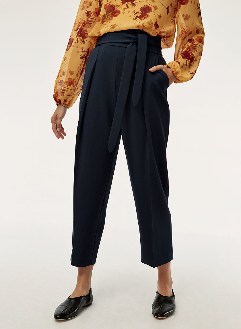 FEUILLE PANT - Cropped, high-waisted pant FEUILLE PANT - Cropped, high-waisted pant