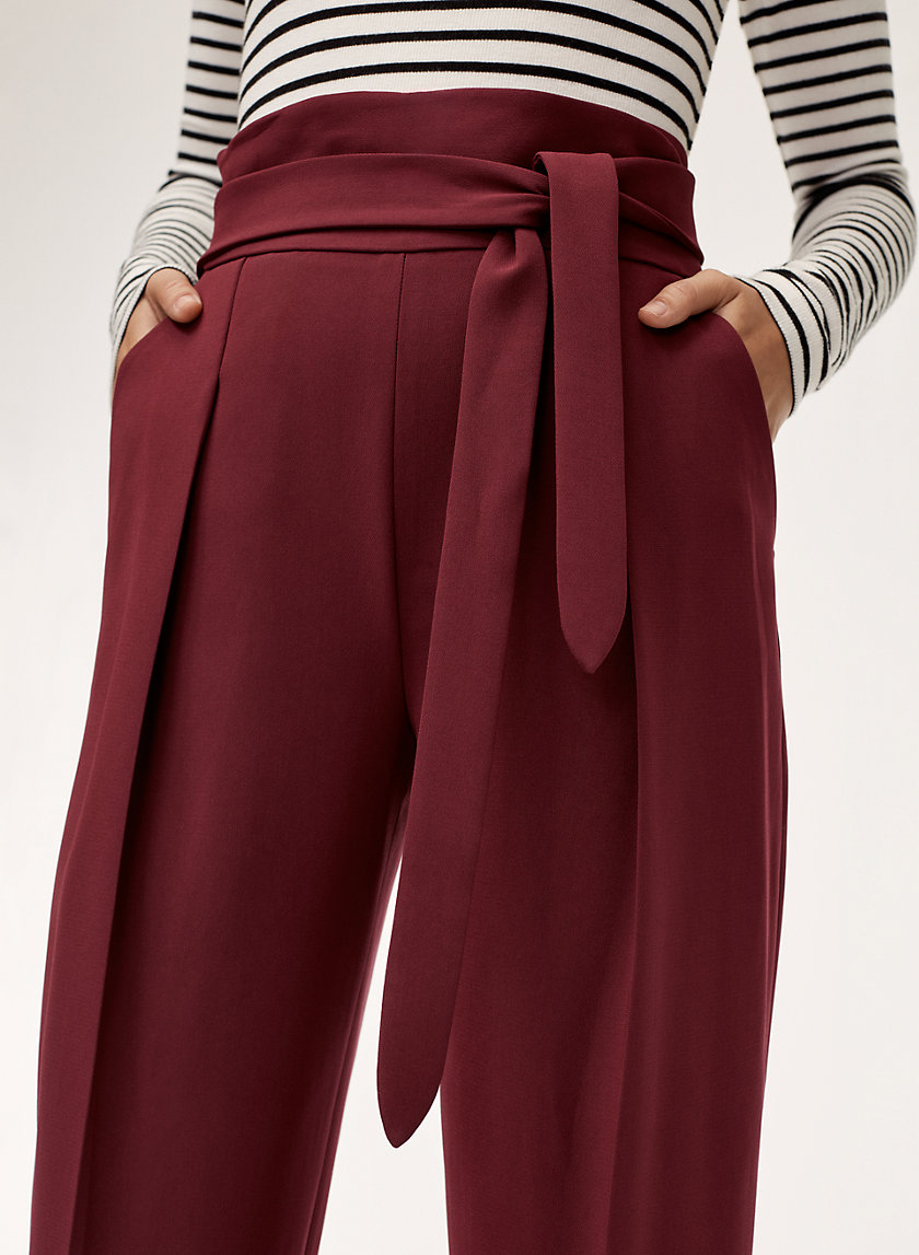 FEUILLE PANT - Cropped, high-waisted pant FEUILLE PANT - Cropped, high-waisted pant