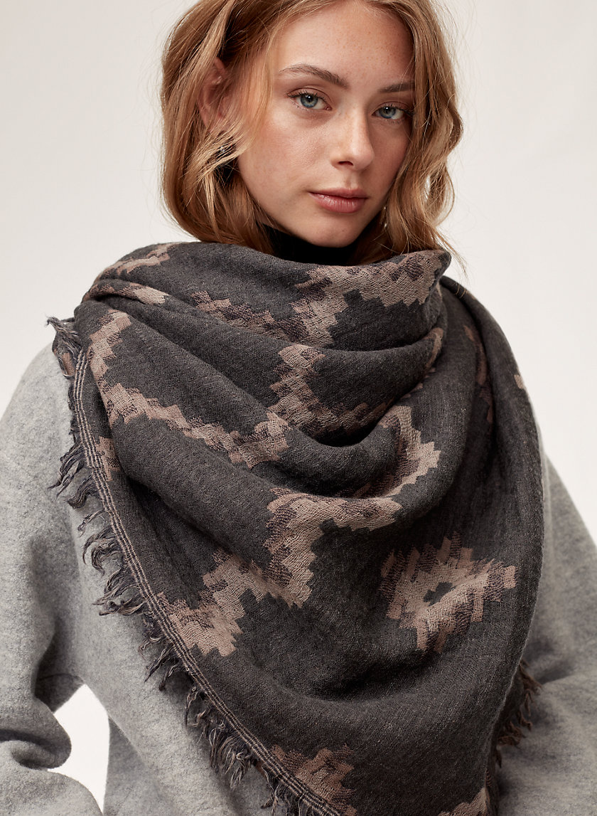 Wilfred DIAMOND MOSAIC BLANKET | Aritzia Wilfred DIAMOND MOSAIC BLANKET | Aritzia