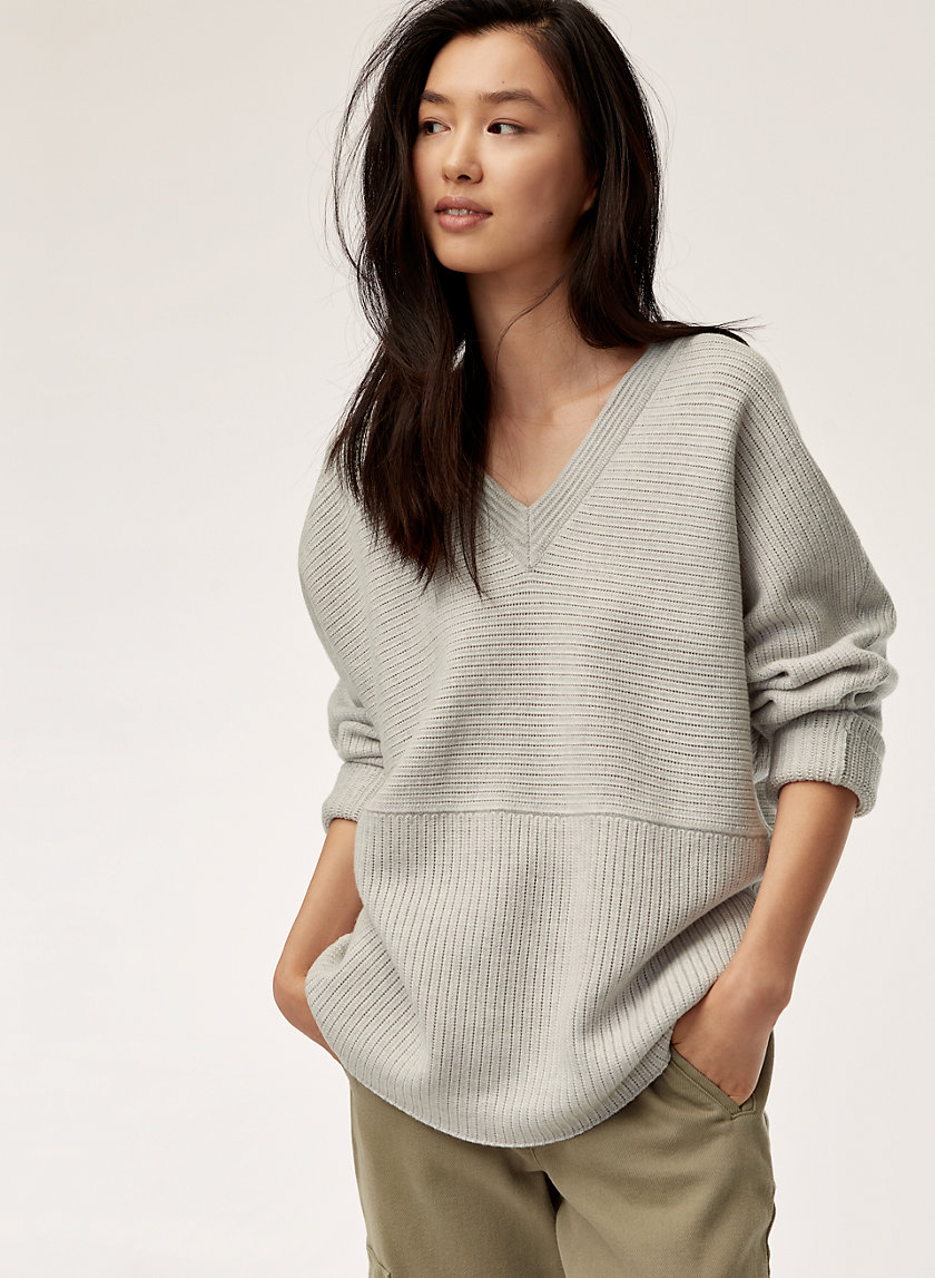 BELGARD SWEATER - Oversized V-neck sweater BELGARD SWEATER - Oversized V-neck sweater