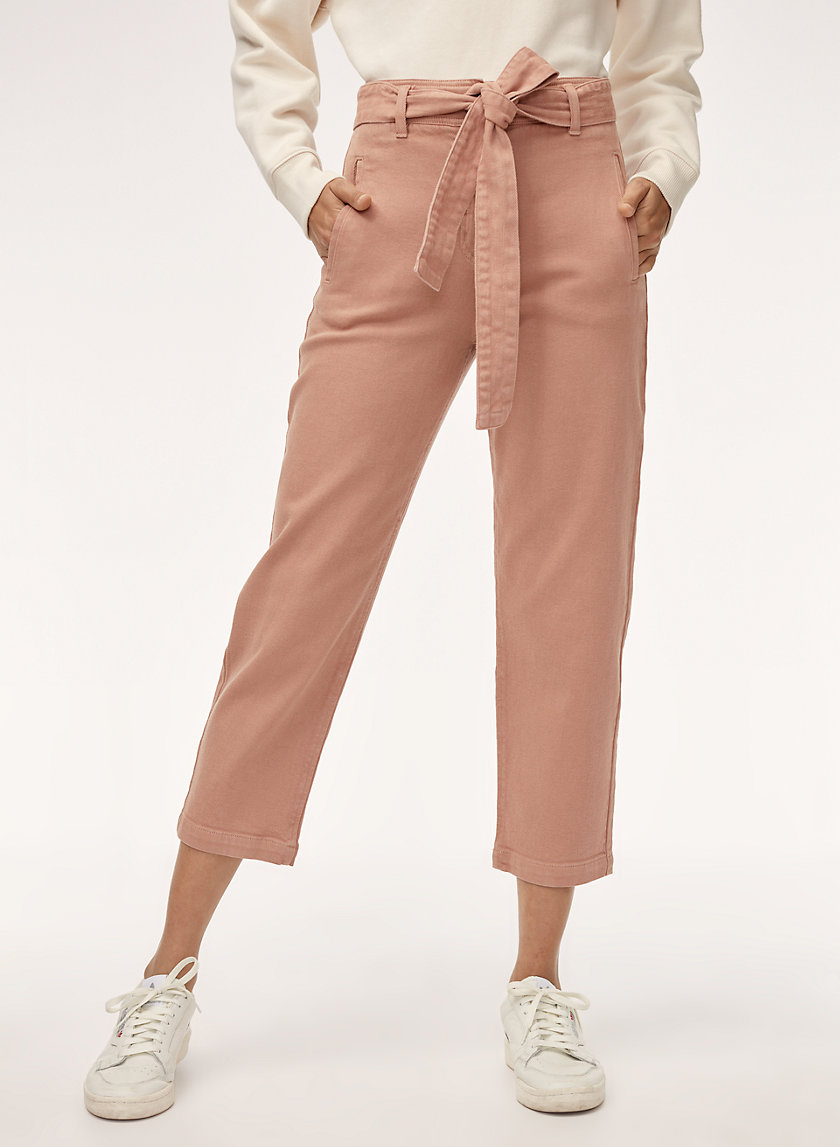 TIE-FRONT PANT - Cropped, high-waisted pant TIE-FRONT PANT - Cropped, high-waisted pant