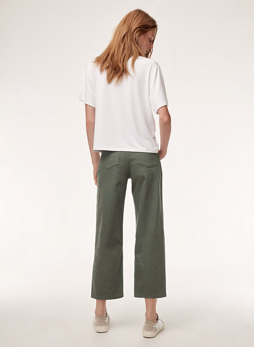 ASHIKA PANT - Cropped, high-waisted pant ASHIKA PANT - Cropped, high-waisted pant