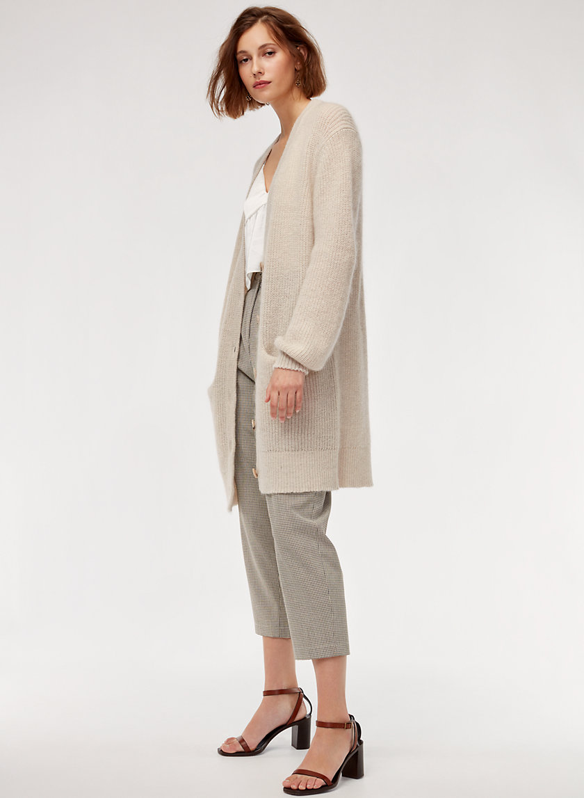 BLOSSOM CARDIGAN - Oversized, button-up cardigan BLOSSOM CARDIGAN - Oversized, button-up cardigan