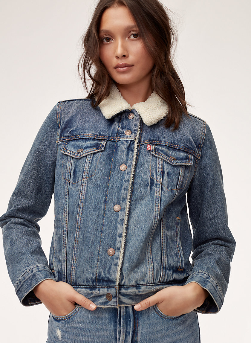Levi's SHERPA TRUCKER | Aritzia Levi's SHERPA TRUCKER | Aritzia