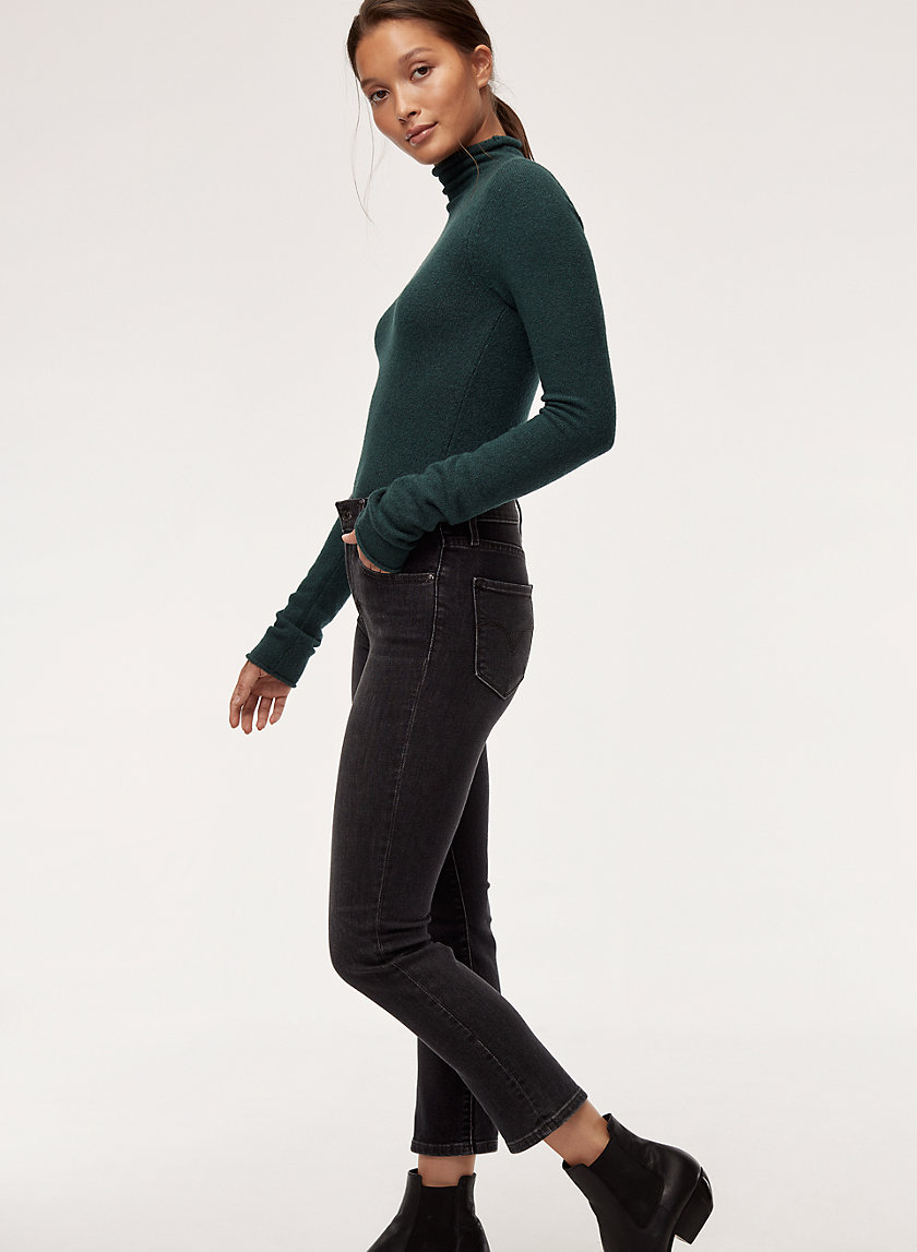 Levi's 724 STRAIGHT CROP | Aritzia Levi's 724 STRAIGHT CROP | Aritzia