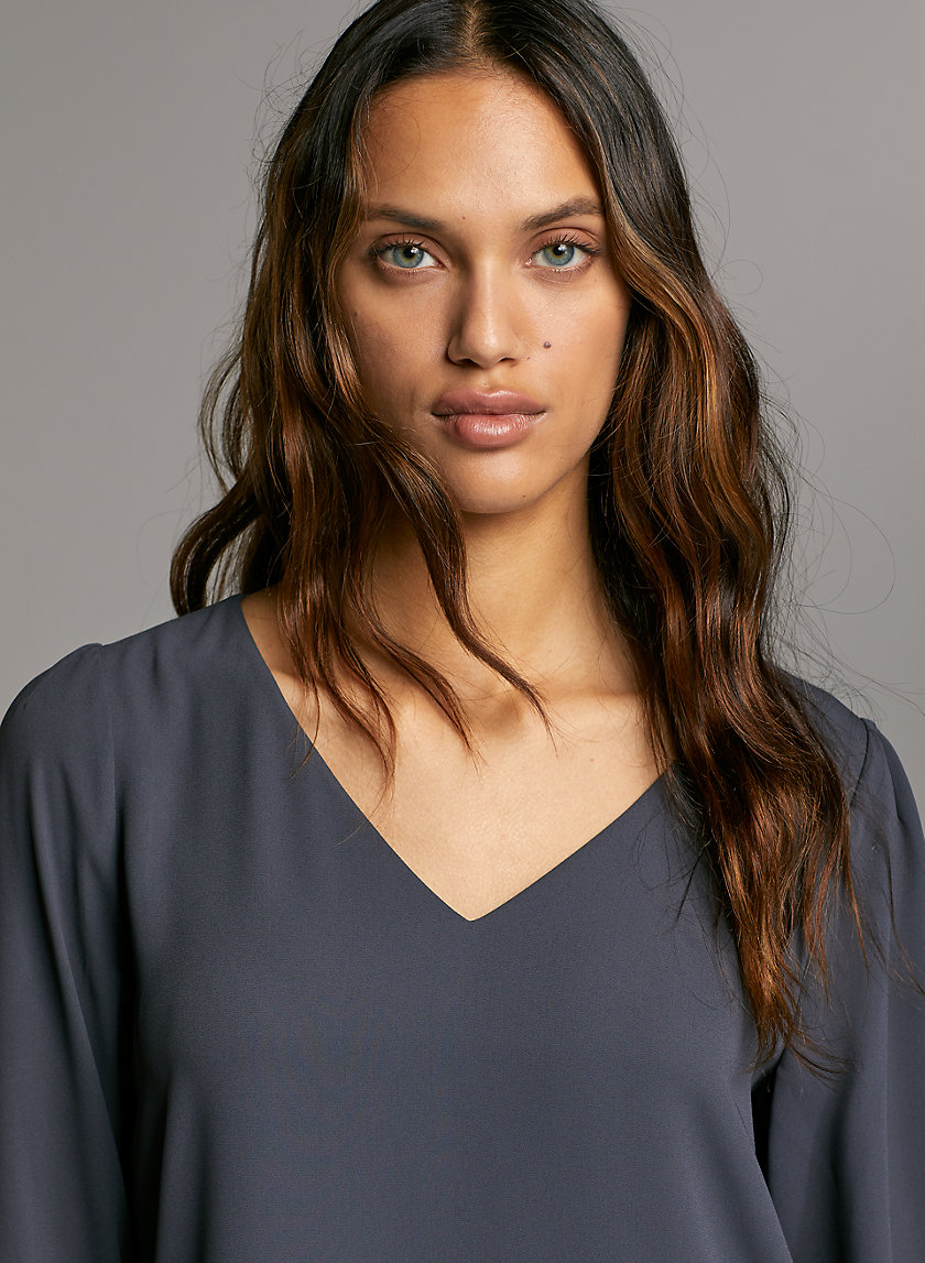 MURPHY LONGSLEEVE - Long-sleeve, V-neck blouse MURPHY LONGSLEEVE - Long-sleeve, V-neck blouse