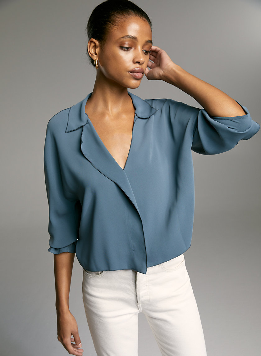 MARTIN BLOUSE - Cropped, V-neck blouse MARTIN BLOUSE - Cropped, V-neck blouse