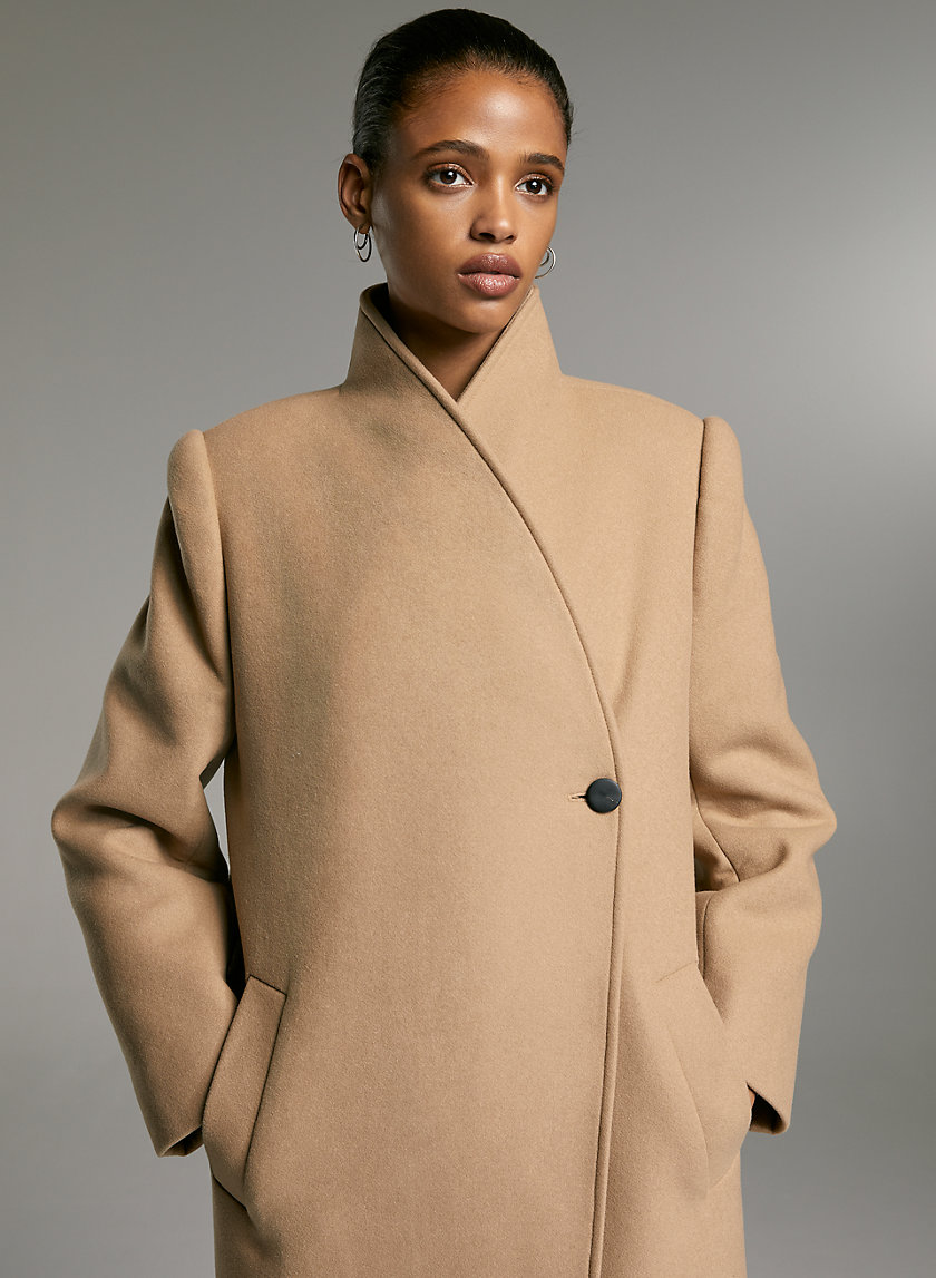 HASEK WOOL COAT - Wool cocoon coat HASEK WOOL COAT - Wool cocoon coat