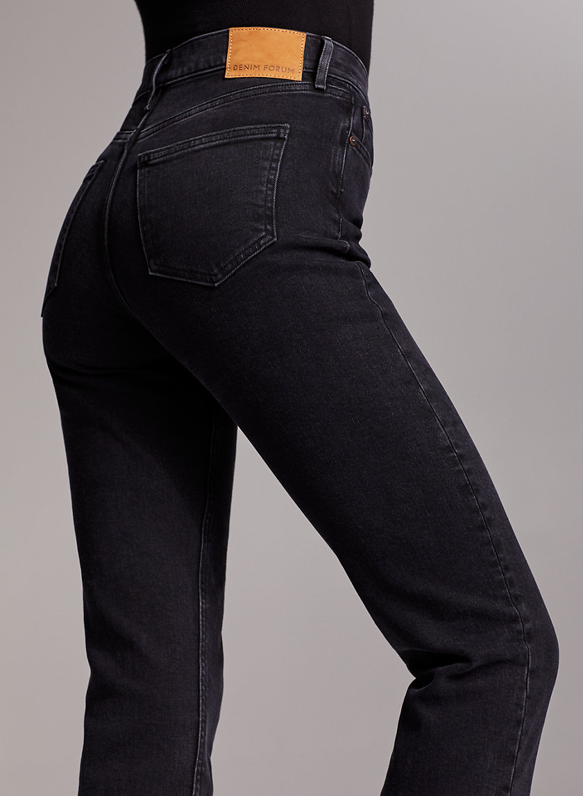 THE ARLO STRAIGHT - High-waisted, frayed-hem jean THE ARLO STRAIGHT - High-waisted, frayed-hem jean