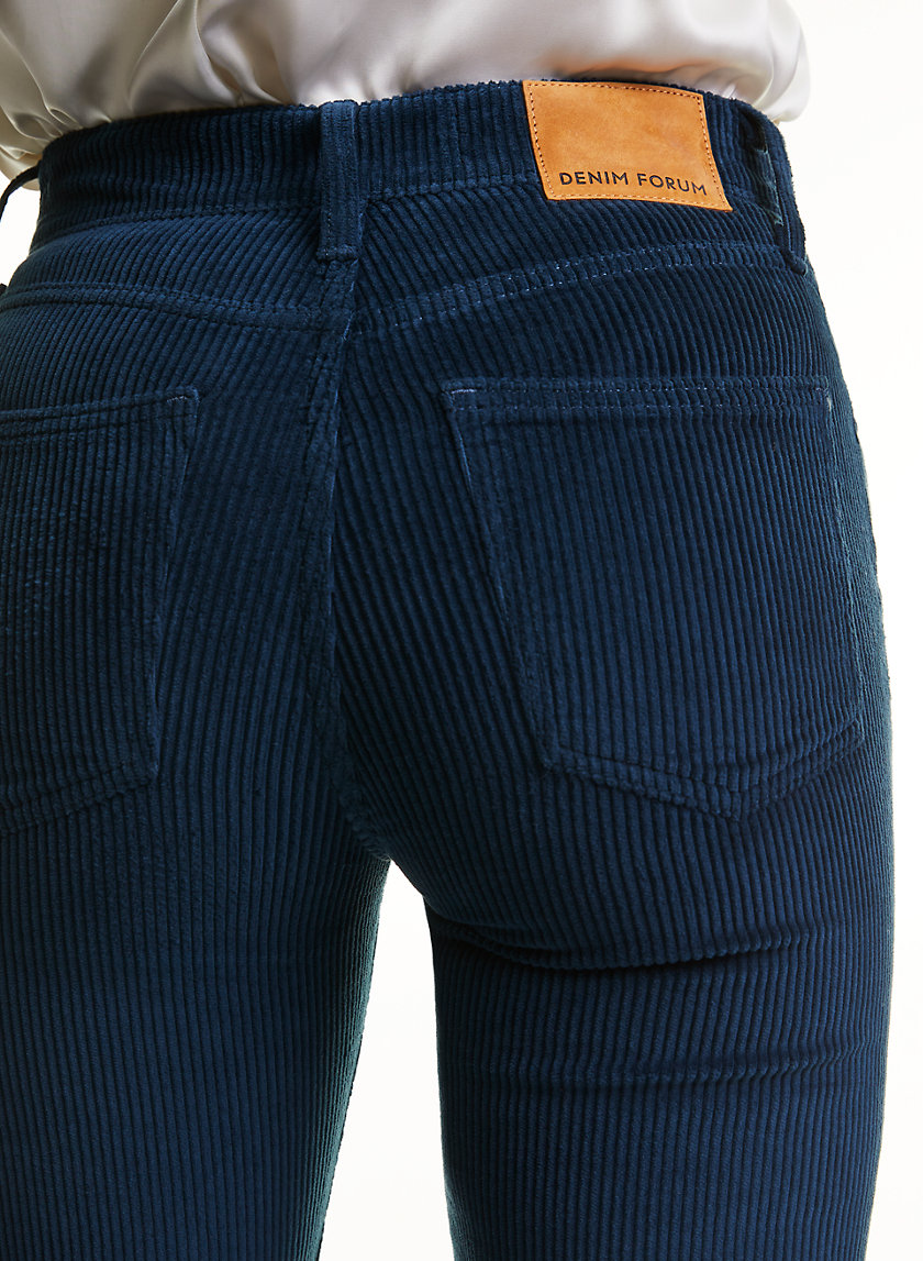 THE ARLO STRAIGHT - Straight leg corduroy pants THE ARLO STRAIGHT - Straight leg corduroy pants