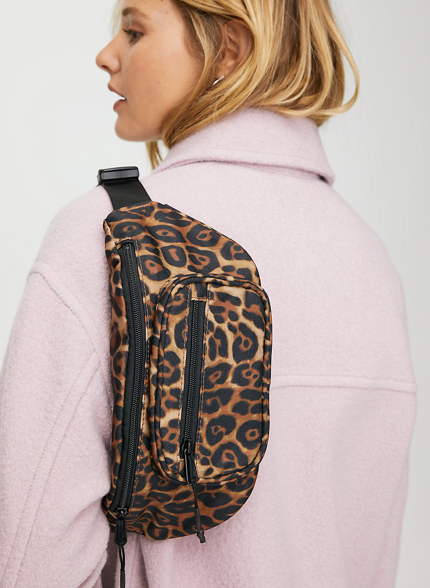 DORA WAIST BAG - Leopard print fanny pack DORA WAIST BAG - Leopard print fanny pack