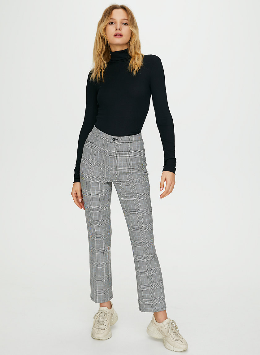 FRESHMAN TURTLENECK - Drapey ribbed turtleneck shirt FRESHMAN TURTLENECK - Drapey ribbed turtleneck shirt