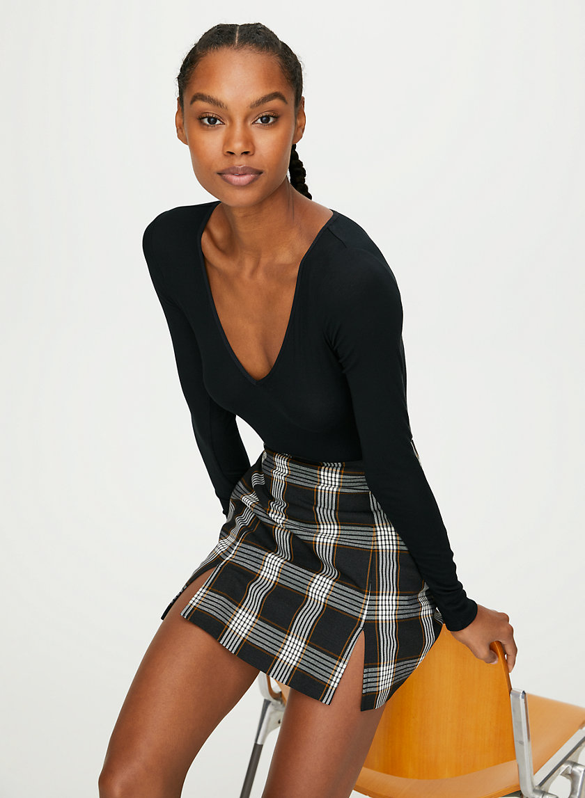 LONGSLEEVE BODYSUIT - Long-sleeve V-neck bodysuit LONGSLEEVE BODYSUIT - Long-sleeve V-neck bodysuit